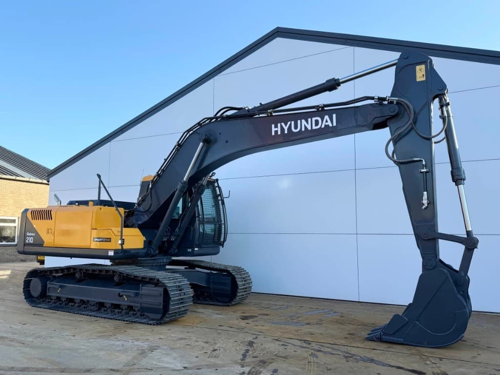 Hyundai R210