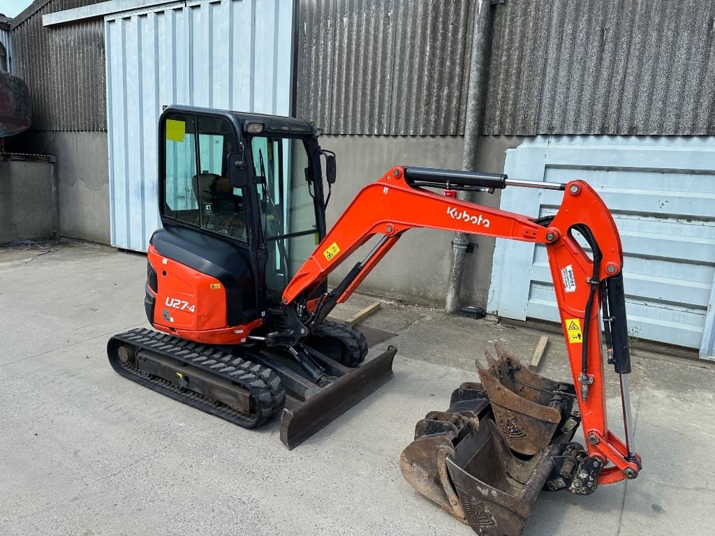 Kubota U 27