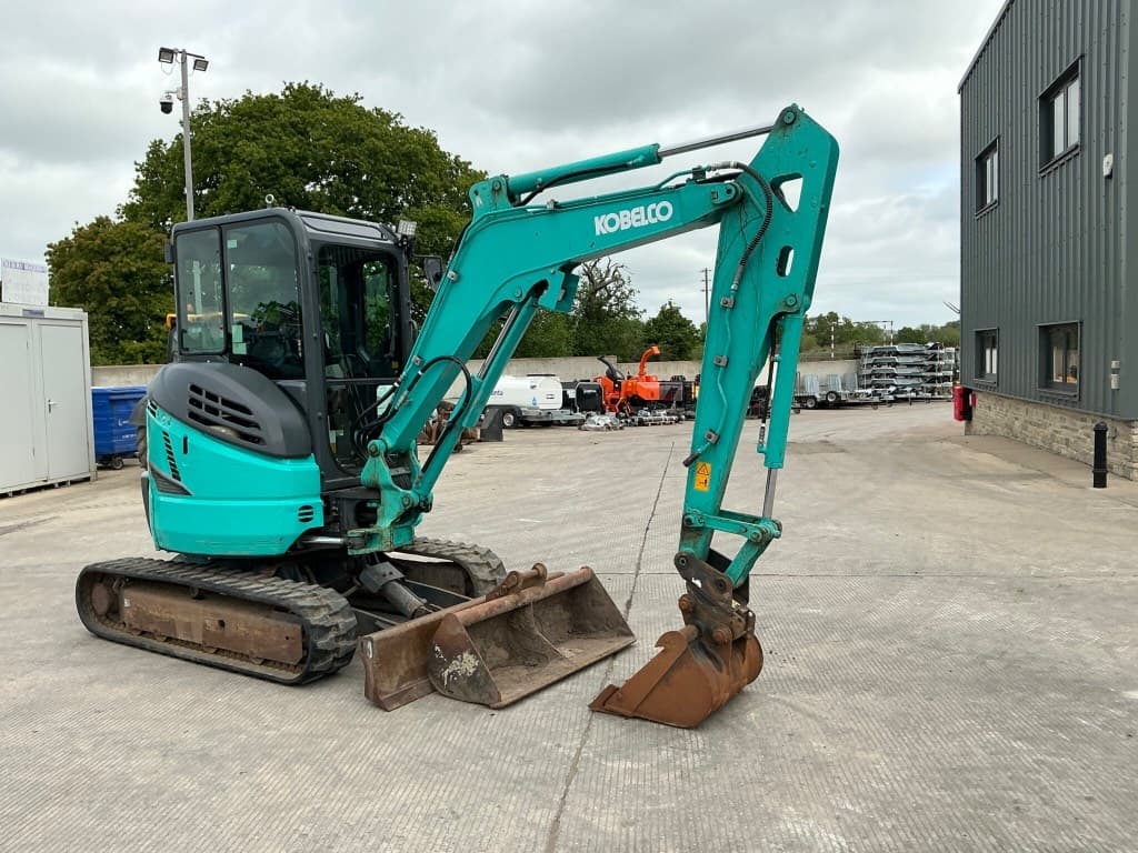 Kobelco SK 30 SR-6E